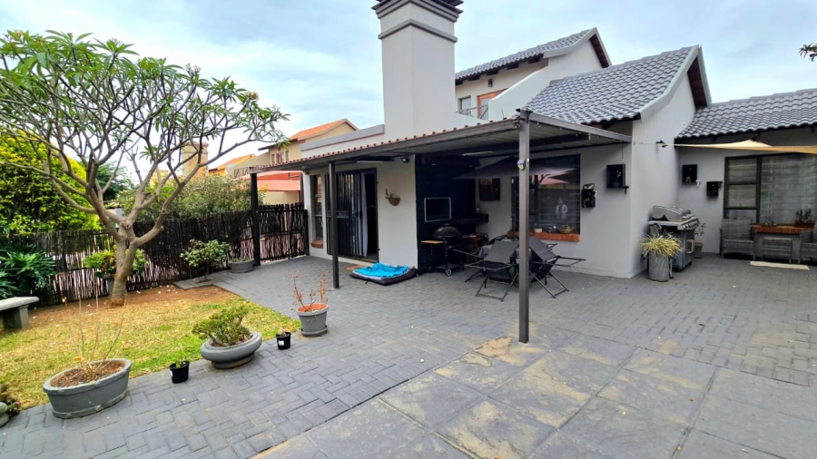 3 Bedroom Property for Sale in Waterval East North West